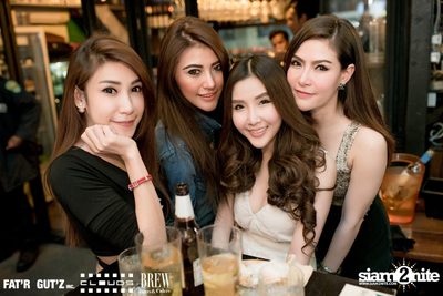 Seenspace Invasion ที่ร้าน Clouds, Fat'R Gut'z และ BREW Beers & Ciders — photo 62