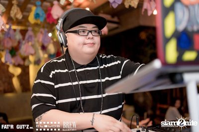 Seenspace Invasion ที่ร้าน Clouds, Fat'R Gut'z และ BREW Beers & Ciders — photo 89