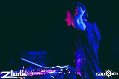Revealed นำเสนอ Asian Club Tour ที่ สตูดิโอ ไลฟ์ ฮอลล์ — photo 23