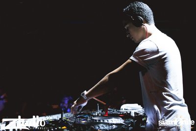 Revealed นำเสนอ Asian Club Tour ที่ สตูดิโอ ไลฟ์ ฮอลล์ — photo 42