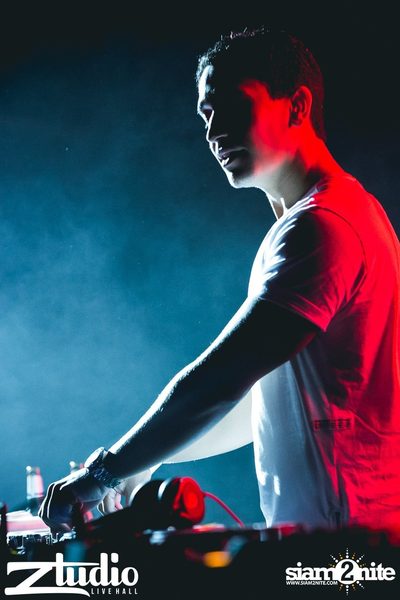 Revealed นำเสนอ Asian Club Tour ที่ สตูดิโอ ไลฟ์ ฮอลล์ — photo 53