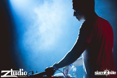 Revealed นำเสนอ Asian Club Tour ที่ สตูดิโอ ไลฟ์ ฮอลล์ — photo 59