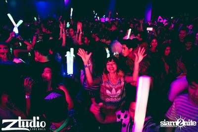 Revealed นำเสนอ Asian Club Tour ที่ สตูดิโอ ไลฟ์ ฮอลล์ — photo 65