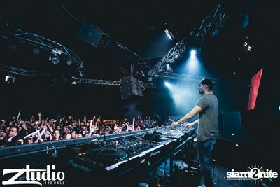 Revealed นำเสนอ Asian Club Tour ที่ สตูดิโอ ไลฟ์ ฮอลล์ — photo 71