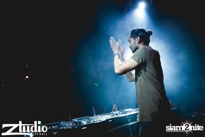 Revealed นำเสนอ Asian Club Tour ที่ สตูดิโอ ไลฟ์ ฮอลล์ — photo 72