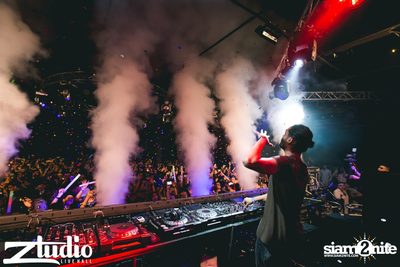Revealed นำเสนอ Asian Club Tour ที่ สตูดิโอ ไลฟ์ ฮอลล์ — photo 74