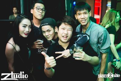 Revealed นำเสนอ Asian Club Tour ที่ สตูดิโอ ไลฟ์ ฮอลล์ — photo 107