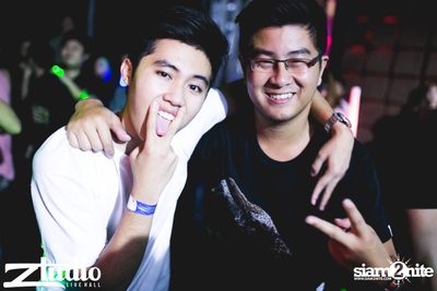 Revealed นำเสนอ Asian Club Tour ที่ สตูดิโอ ไลฟ์ ฮอลล์ — photo 112
