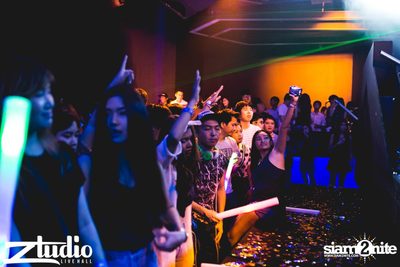 Revealed นำเสนอ Asian Club Tour ที่ สตูดิโอ ไลฟ์ ฮอลล์ — photo 115