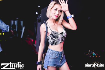 Revealed นำเสนอ Asian Club Tour ที่ สตูดิโอ ไลฟ์ ฮอลล์ — photo 122