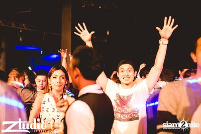 Revealed นำเสนอ Asian Club Tour ที่ สตูดิโอ ไลฟ์ ฮอลล์ — photo 138