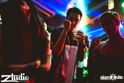 Revealed นำเสนอ Asian Club Tour ที่ สตูดิโอ ไลฟ์ ฮอลล์ — photo 148