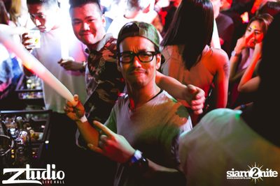 Revealed นำเสนอ Asian Club Tour ที่ สตูดิโอ ไลฟ์ ฮอลล์ — photo 155