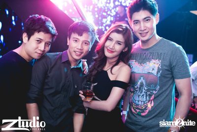 Revealed นำเสนอ Asian Club Tour ที่ สตูดิโอ ไลฟ์ ฮอลล์ — photo 157