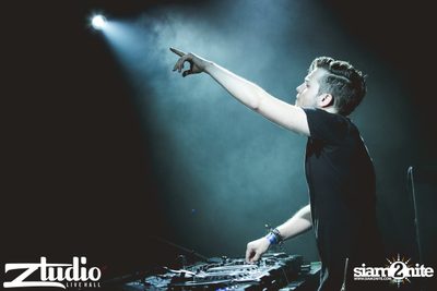 Revealed นำเสนอ Asian Club Tour ที่ สตูดิโอ ไลฟ์ ฮอลล์ — photo 196