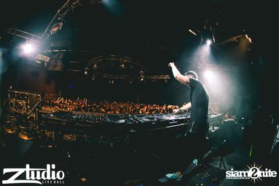 Revealed นำเสนอ Asian Club Tour ที่ สตูดิโอ ไลฟ์ ฮอลล์ — photo 198