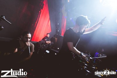 Revealed นำเสนอ Asian Club Tour ที่ สตูดิโอ ไลฟ์ ฮอลล์ — photo 201