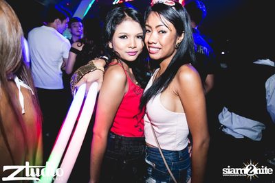 Revealed นำเสนอ Asian Club Tour ที่ สตูดิโอ ไลฟ์ ฮอลล์ — photo 215