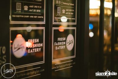 Friday Night at Wine, Beer & Bistro Bar BottomsUp Thonglor — photo 91