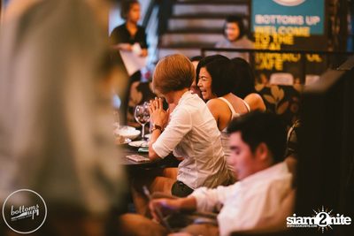 Friday Night at Wine, Beer & Bistro Bar BottomsUp Thonglor — photo 109