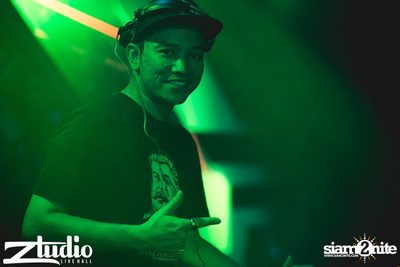 Grey Goose นำเสนอ TGIF : Twoloud ที่ สตูดิโอ ไลฟ์ — photo 7