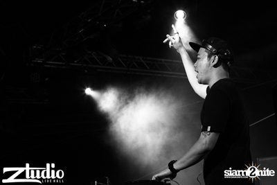 Grey Goose นำเสนอ TGIF : Twoloud ที่ สตูดิโอ ไลฟ์ — photo 27