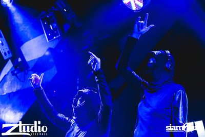 Grey Goose นำเสนอ TGIF : Twoloud ที่ สตูดิโอ ไลฟ์ — photo 36