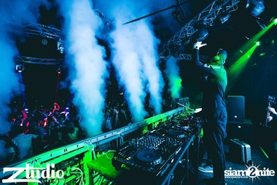 Grey Goose นำเสนอ TGIF : Twoloud ที่ สตูดิโอ ไลฟ์ — photo 61