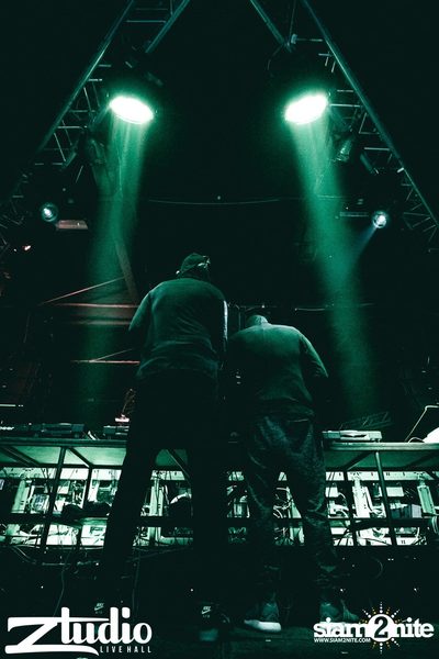 Grey Goose นำเสนอ TGIF : Twoloud ที่ สตูดิโอ ไลฟ์ — photo 62