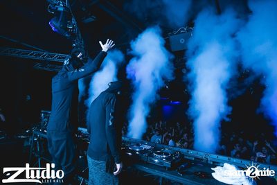 Grey Goose นำเสนอ TGIF : Twoloud ที่ สตูดิโอ ไลฟ์ — photo 65