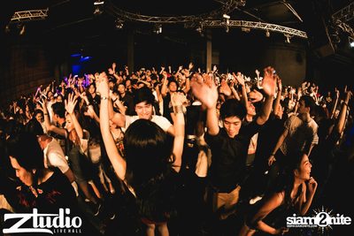 Grey Goose นำเสนอ TGIF : Twoloud ที่ สตูดิโอ ไลฟ์ — photo 102