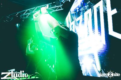 Grey Goose นำเสนอ TGIF : Twoloud ที่ สตูดิโอ ไลฟ์ — photo 107