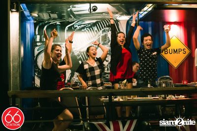 คอนเสิร์ต 25 Hours ที่ร้าน 66 สเตชั่น, เอกมัย-รามอินทรา — photo 16