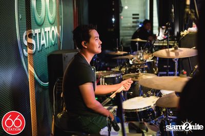 คอนเสิร์ต 25 Hours ที่ร้าน 66 สเตชั่น, เอกมัย-รามอินทรา — photo 42