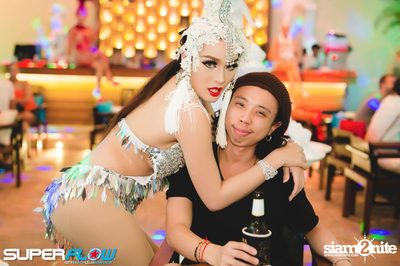 Launch of IN BED WITH SPACE at Superflow City Beach Club — photo 5