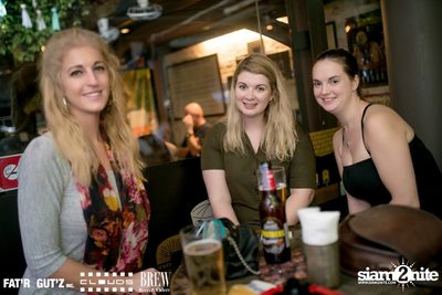 Seenspace Invasion ที่ร้าน Clouds, Fat'R Gut'z และ BREW Beers & Ciders — photo 23