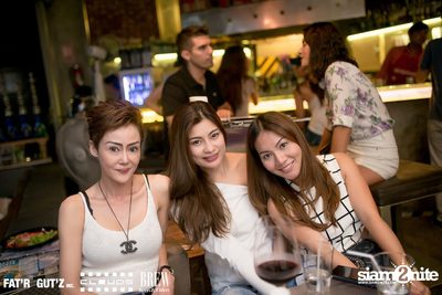 Seenspace Invasion ที่ร้าน Clouds, Fat'R Gut'z และ BREW Beers & Ciders — photo 58