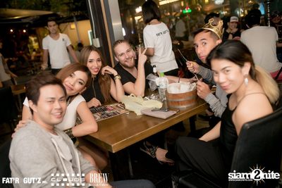 Seenspace Invasion ที่ร้าน Clouds, Fat'R Gut'z และ BREW Beers & Ciders — photo 64