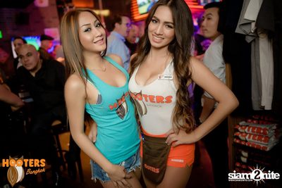 Hooters Bangkok Grand Opening at Four Points by Sheraton — photo 6