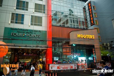 Hooters Bangkok Grand Opening at Four Points by Sheraton — photo 21