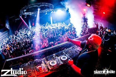 Johnnie Walker เสนอ Carnage & Kronic ที่ สตูดิโอ ไลฟ์ ฮอลล์ — photo 154