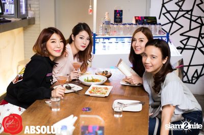ABSOLUT & La Femme present Girl's Night Out at Badmotel — photo 28