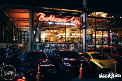Saturday Night at BottomsUp, Thonglor — photo 1