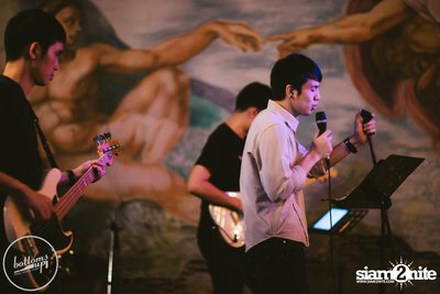 Saturday Night at BottomsUp, Thonglor — photo 8