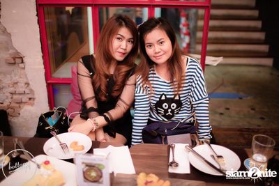 Saturday Night at BottomsUp, Thonglor — photo 19