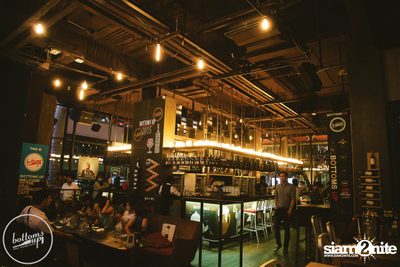 Saturday Night at BottomsUp, Thonglor — photo 51