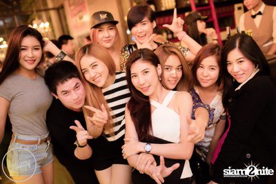 Saturday Night at BottomsUp, Thonglor — photo 77