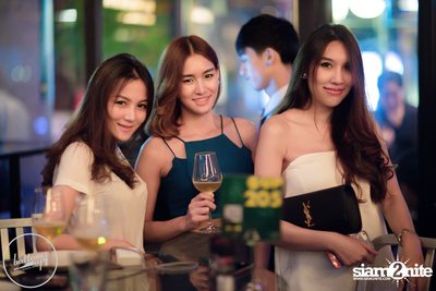 Saturday Night at BottomsUp, Thonglor — photo 82