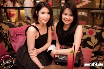Saturday Night at BottomsUp, Thonglor — photo 97