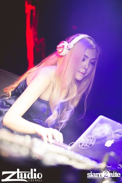 Grey Goose เสนอ TGIF : VINAI ที่ สตูดิโอ ไลฟ์ ฮอลล์ — photo 4